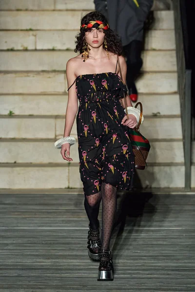 Look 81